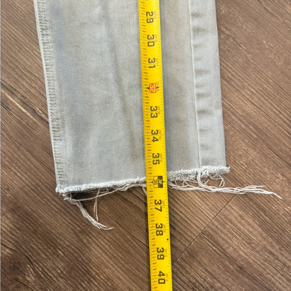 American Eagle Women’s Distressed Ripped Gray Denim Mom Jeans Size 10 - Picture 4 of 9